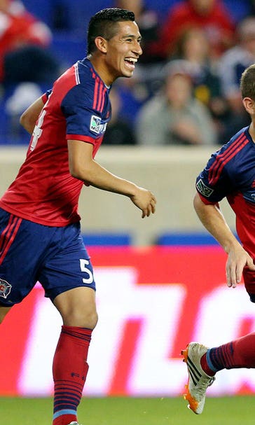 Stoppage Time: Chicago midfielder Harry Shipp